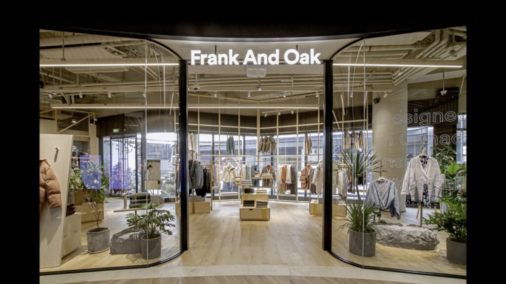 Clothing chain liquidates stores, seeks buyer without bankruptcy