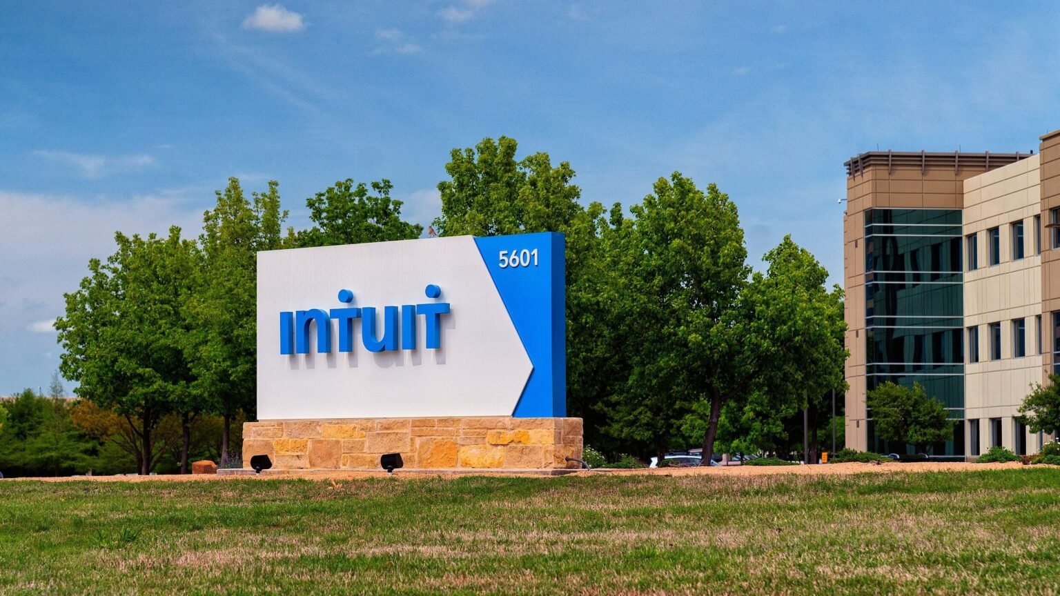 After GameStop (GME) Embraces Bitcoin (BTC), Strive’s Matt Cole Turns HIs Eye to Intuit (INTU)