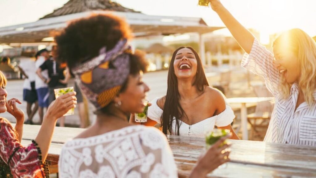 Major airline risks Chapter 11 bankruptcy, no canceled flights