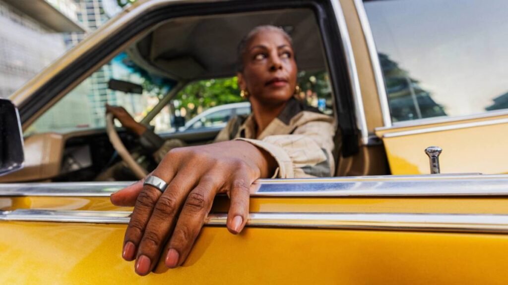 Apple Watch, Fitbit rival stuns with bold message