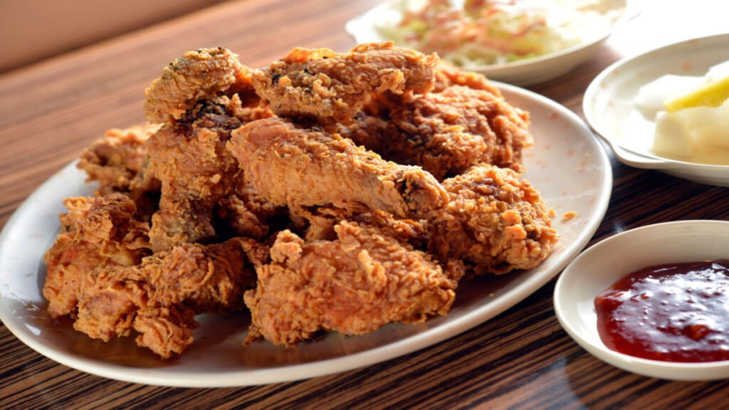 Popular chicken chain menu brings back fan-favorite value combos