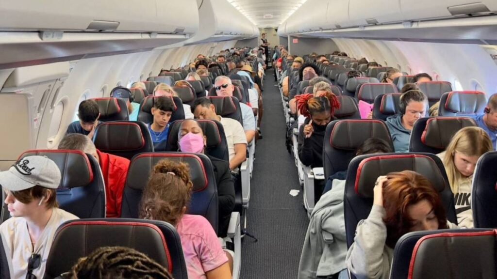 3 major airlines secretly sold your data to the government